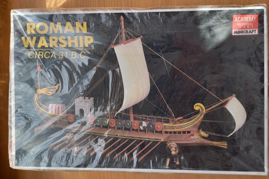 Academy minicraft- roman warship, Enlèvement, Utilisé, 1:50 à 1:200, Autres marques