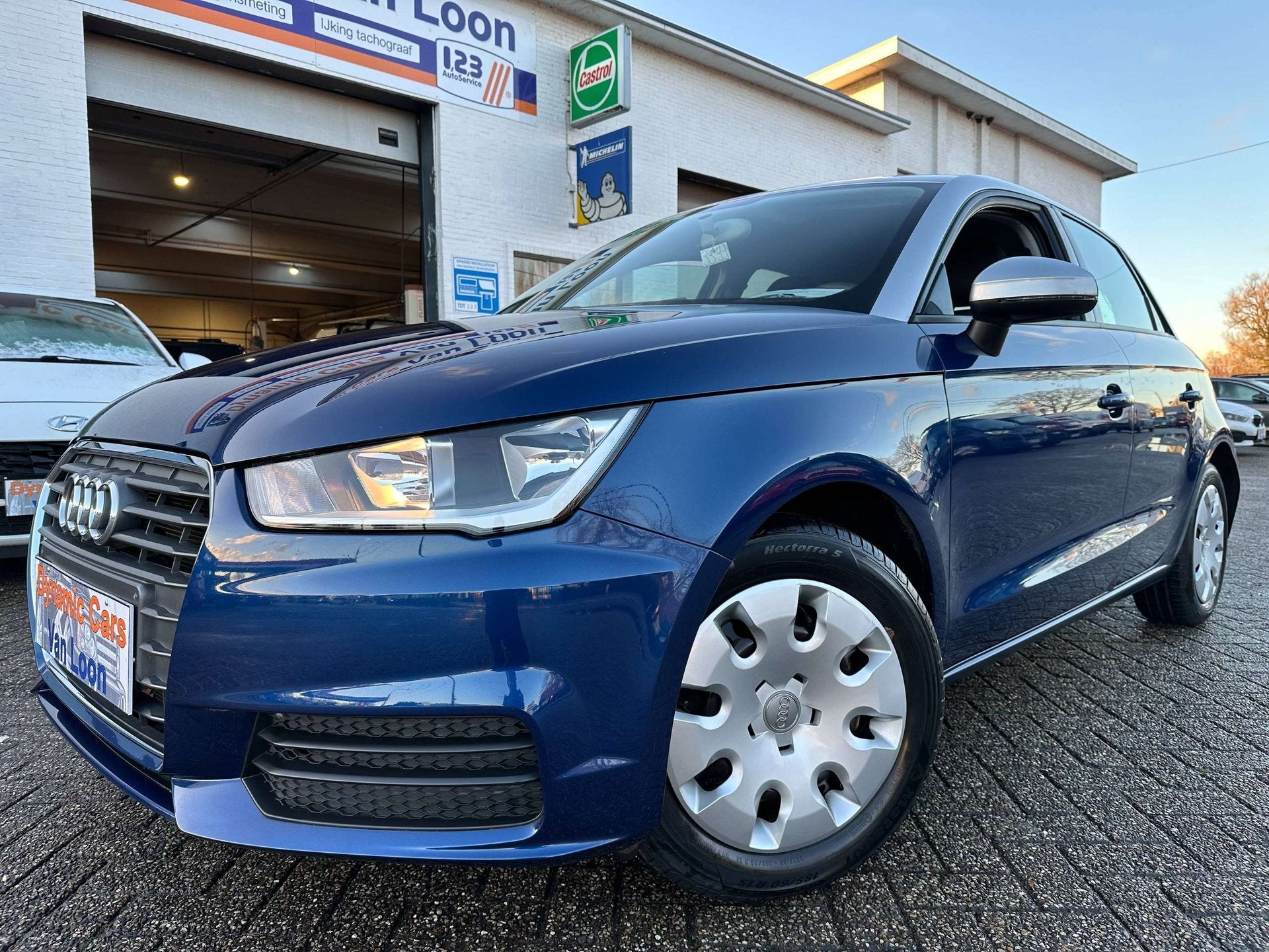 Audi A1 1.6 Tdi 136Pk Automatic Airco Sport Leer Zetels Bt U, Auto's, 100 kW, https://public.car-pass.be/vhr/d6e01bfc-1e0d-45a3-b86e-353c82ccae16