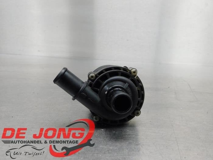 Pompe à eau supplémentaire d'un Nissan Navara, Autos : Pièces & Accessoires, Climatisation & Chauffage, Nissan, Utilisé, 3 mois de garantie