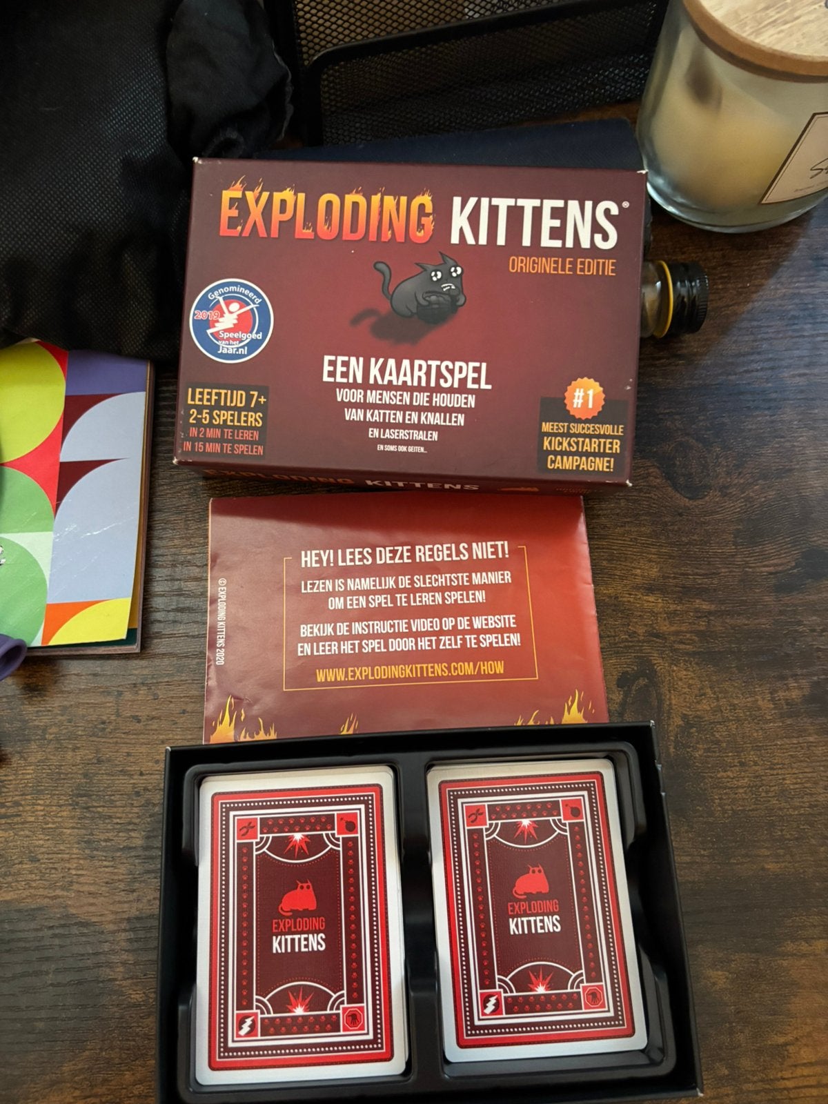 Exploding Kittens – kaartspel, Ophalen