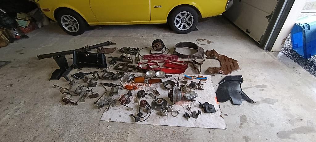 Lot de pièces Toyota celica TA 23/28, Enlèvement ou Envoi, Toyota