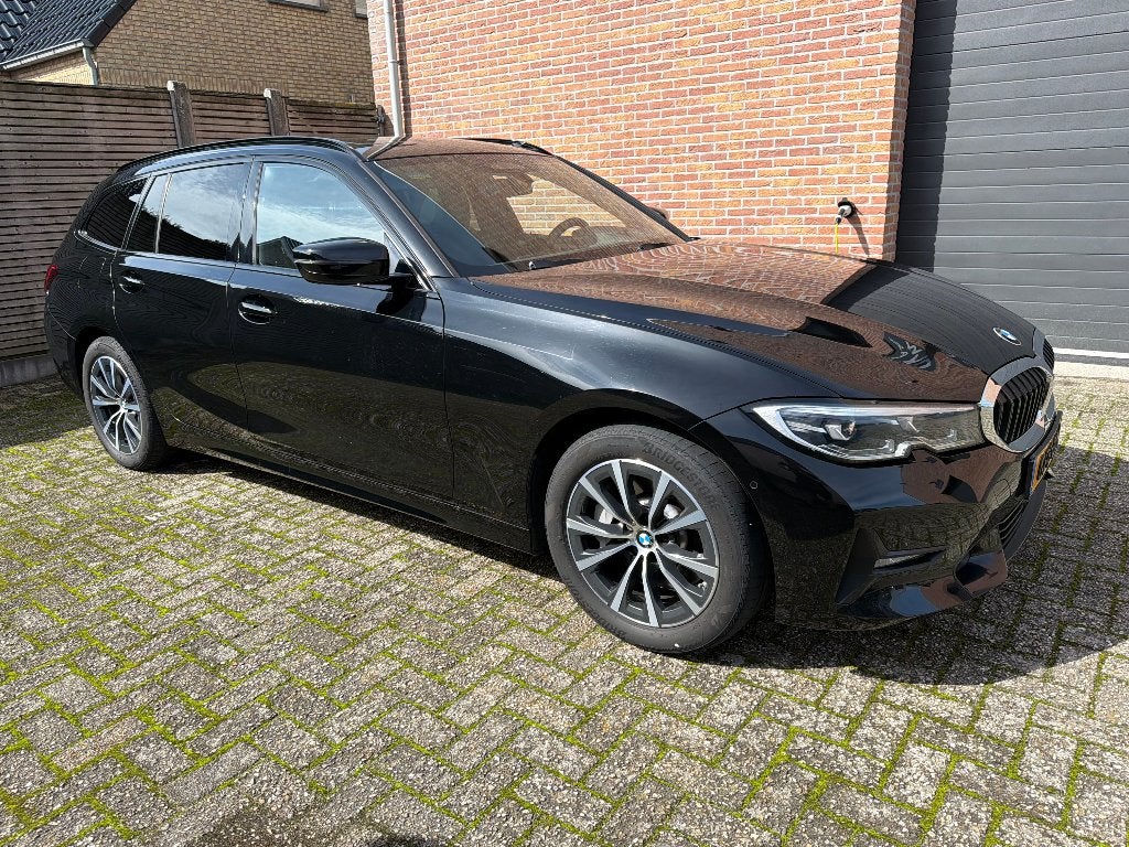 BMW 3-Serie 330e 292pk Aut 2020 Zwart, Automaat, Lichtsensor, Zwart, 4 cilinders