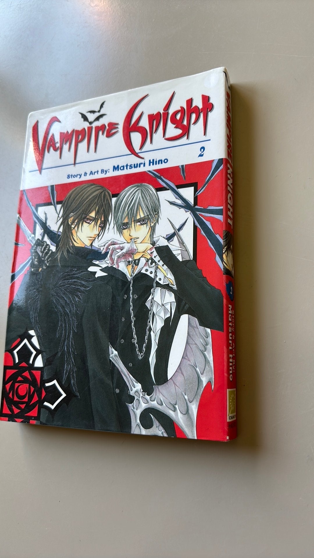 Vampire Knight Vol. 2 (Yen Press) - Matsuri Hino, Enlèvement, Utilisé, Comics, Japon (Manga)
