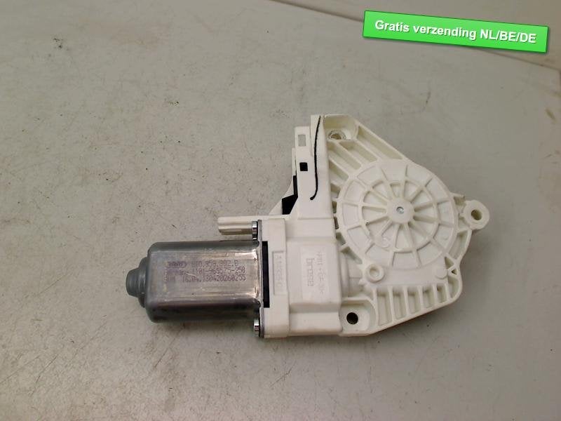 MOTEUR LEVE VITRE ELECTRIQUE AVANT DROIT A5 Sportback (8TA), Autos : Pièces & Accessoires, Auto-Union-Straße  1,
85057  Ingolstadt, DE