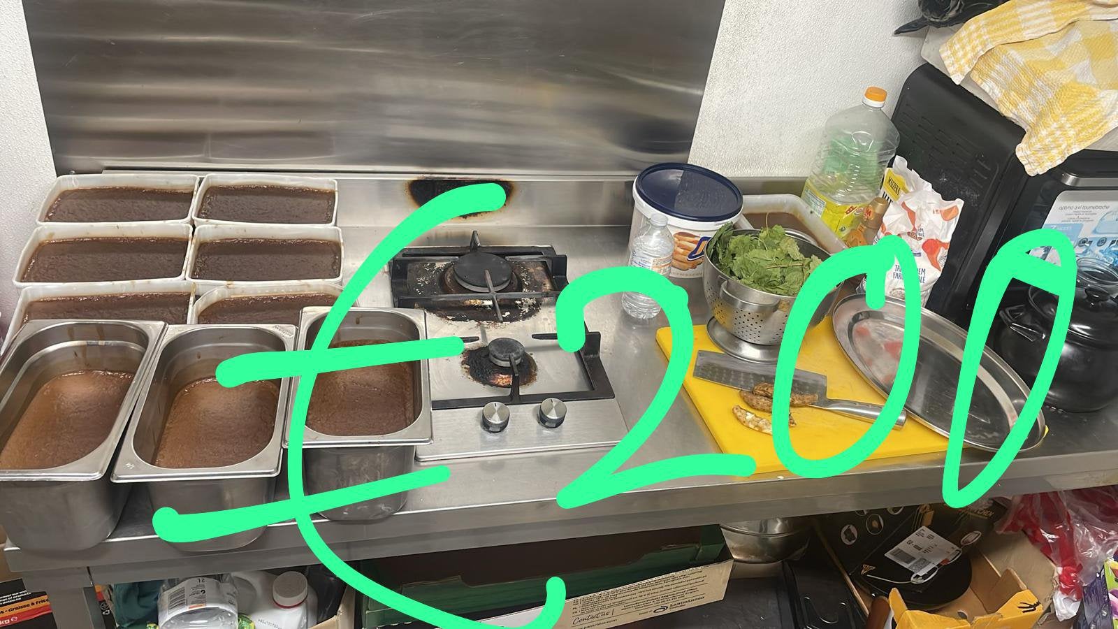 Wastafel en werktafel, Ophalen