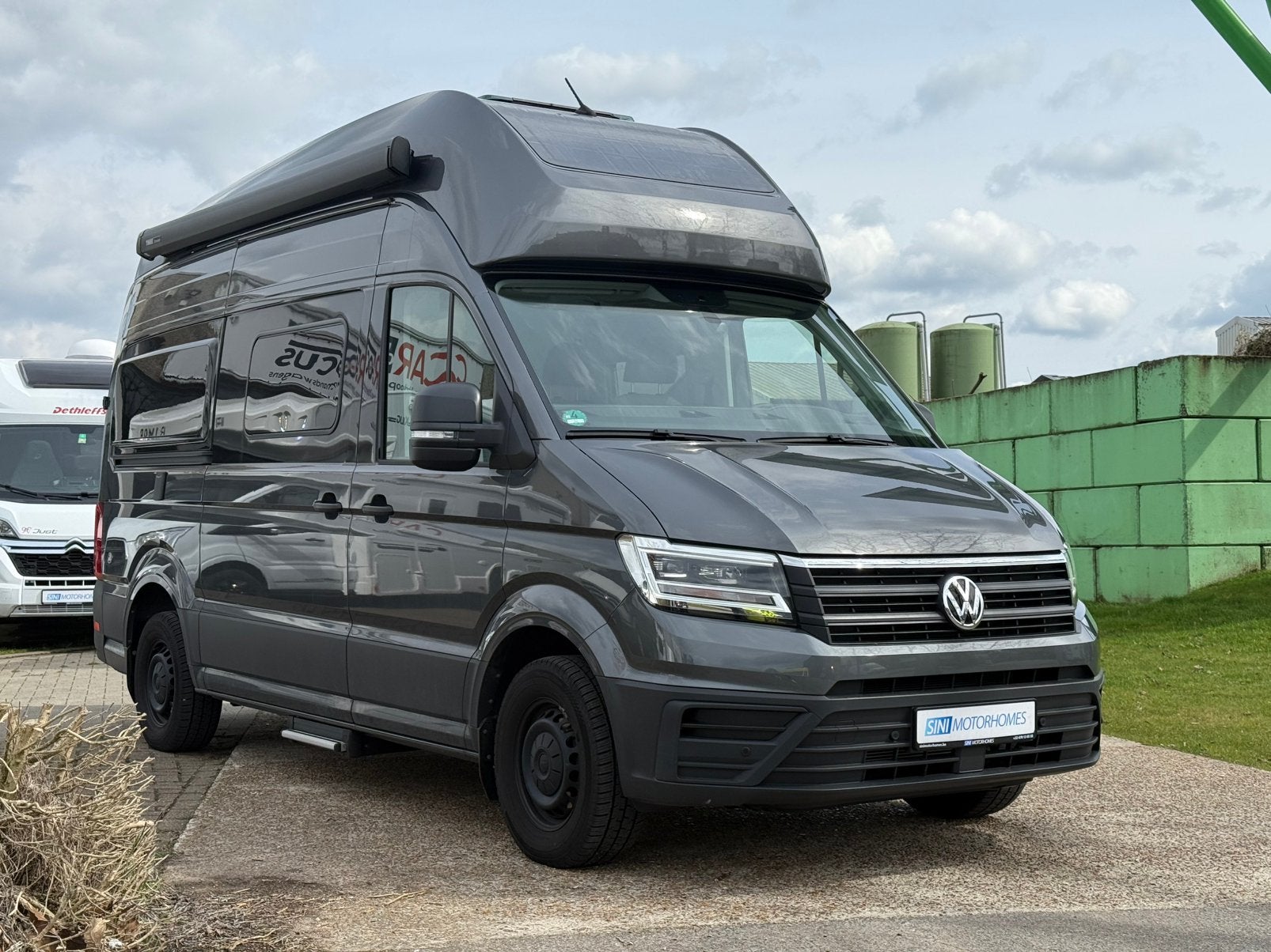 Vw Grand California - OFFRES D'ÉTÉ - 2024 - 10 000 KM **, Caravanes & Camping, Camping-cars, Jusqu'à 4, Volkswagen, Diesel, Automatique