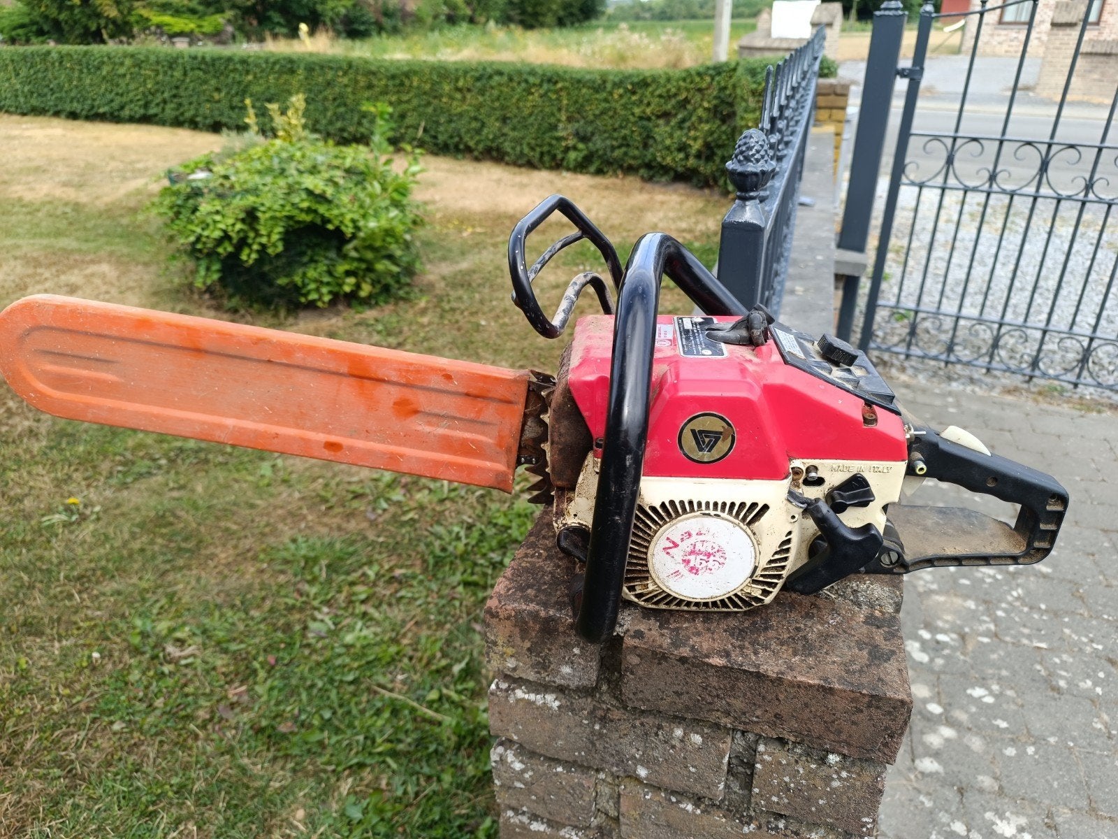 tronçonneuse essence a rafraîchir, Enlèvement ou Envoi