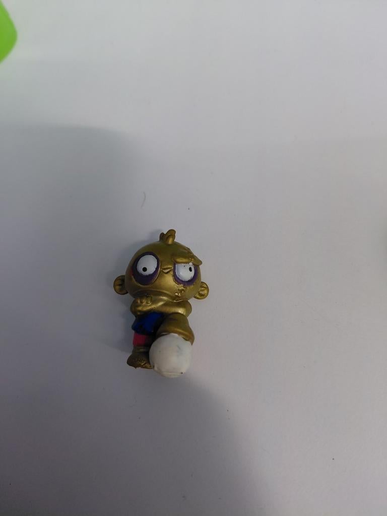 Zomlings series 1 #103 limited edition gold, Ophalen of Verzenden