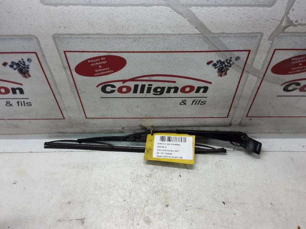 ESSUIE-GLACE BRAS ARRIÈRE VITRE 3 serie Touring (E36 / 3), Mevr. I. Hauben, Utilisé, BMW, Rue de l'Espoir 34 34
4030  GRIVEGNÉE, BE