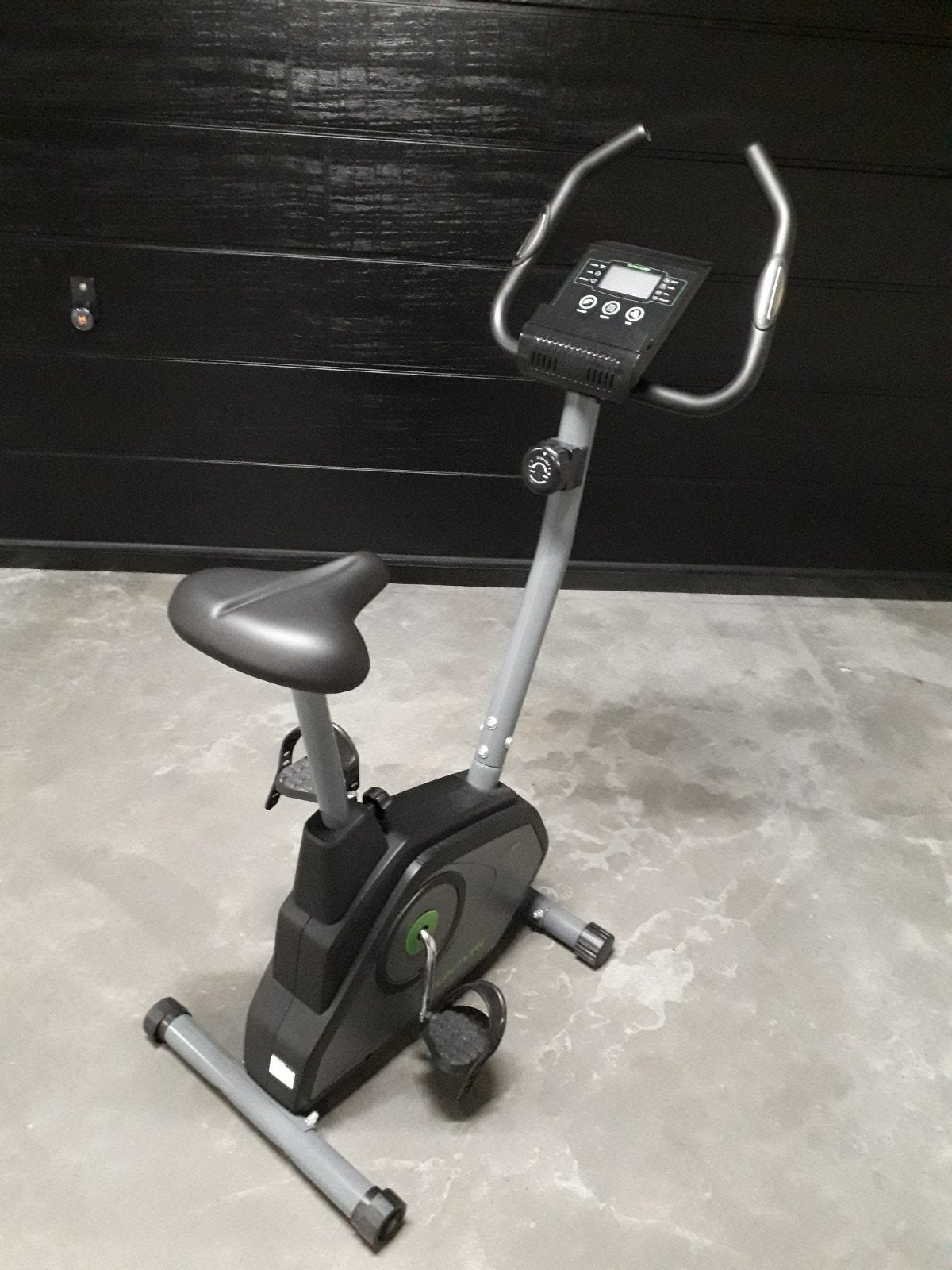 Hometrainer, Sport en Fitness, Fitnessmaterialen, Ophalen, Zo goed als nieuw, Benen, Overige typen