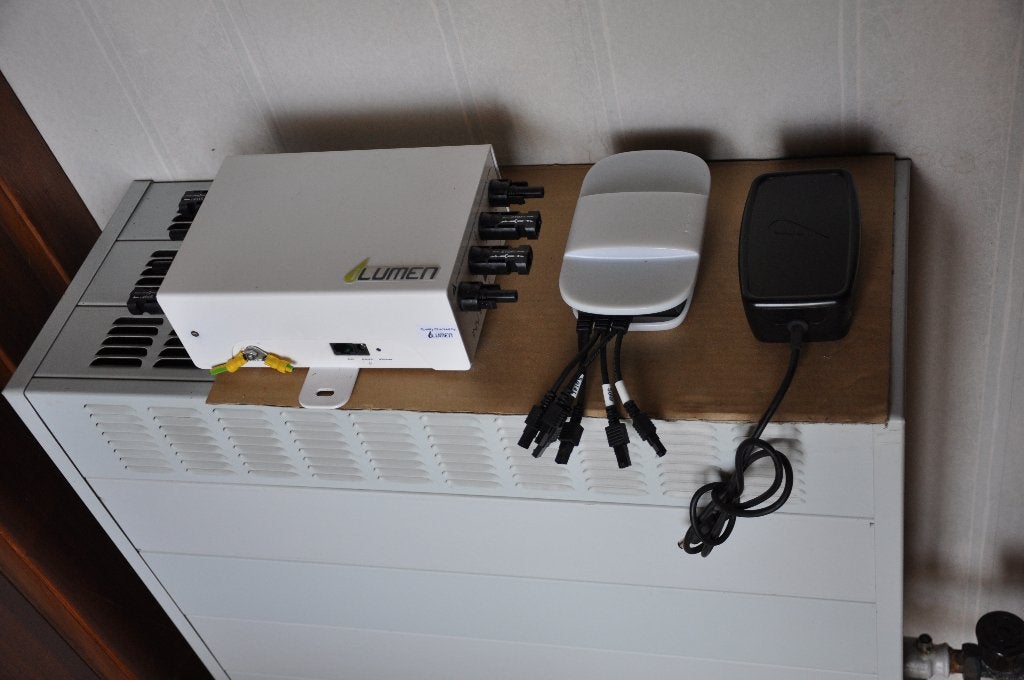 Installatie voor zonnepanelen, Doe-het-zelf en Bouw, Ophalen, Zo goed als nieuw, Omvormer