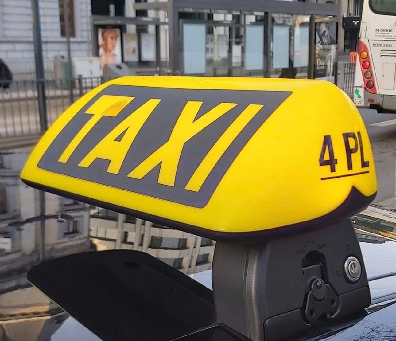 Taxibedrijf te koop – Antwerpen, Taxivervoer