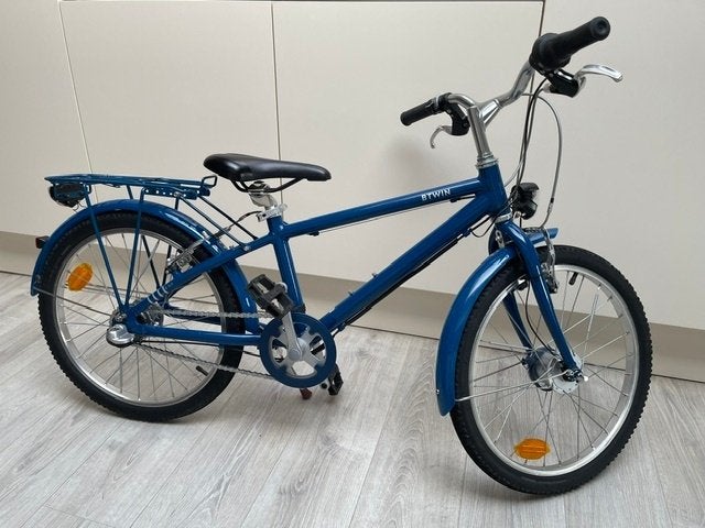“BTWIN” Kinder STADSFIETS 20 INCH 6-9 JAAR BLAUW, Ophalen, 20 inch of meer, Velgrem, Zo goed als nieuw