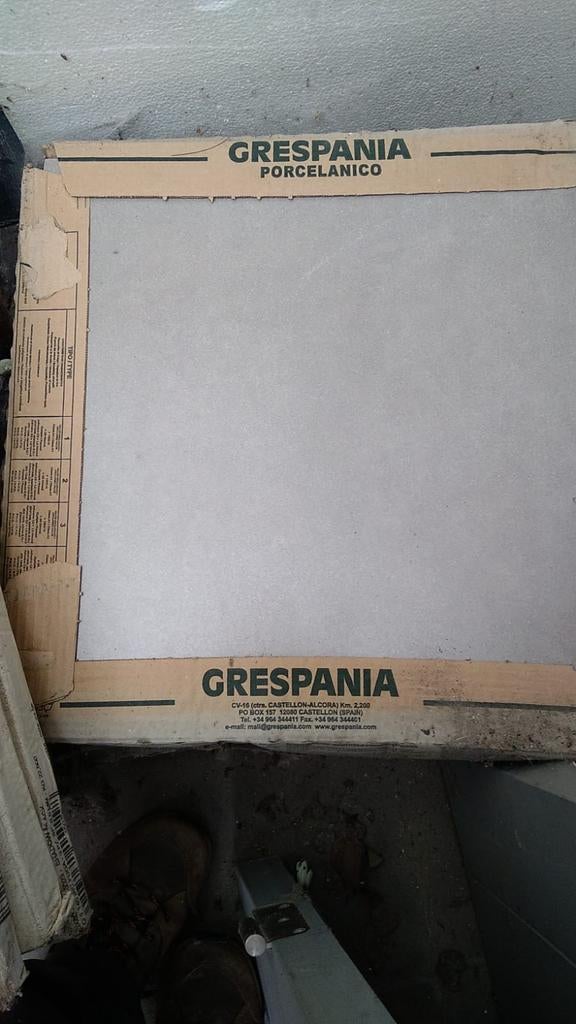 Gratis 44 Tegels 45cm x 45cm, Ophalen