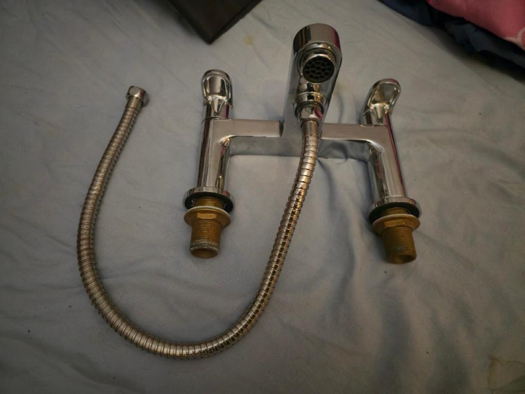 Robinet mitigeur chrome  de salle de bain pour baignoire., Neuf, Avec baignoire