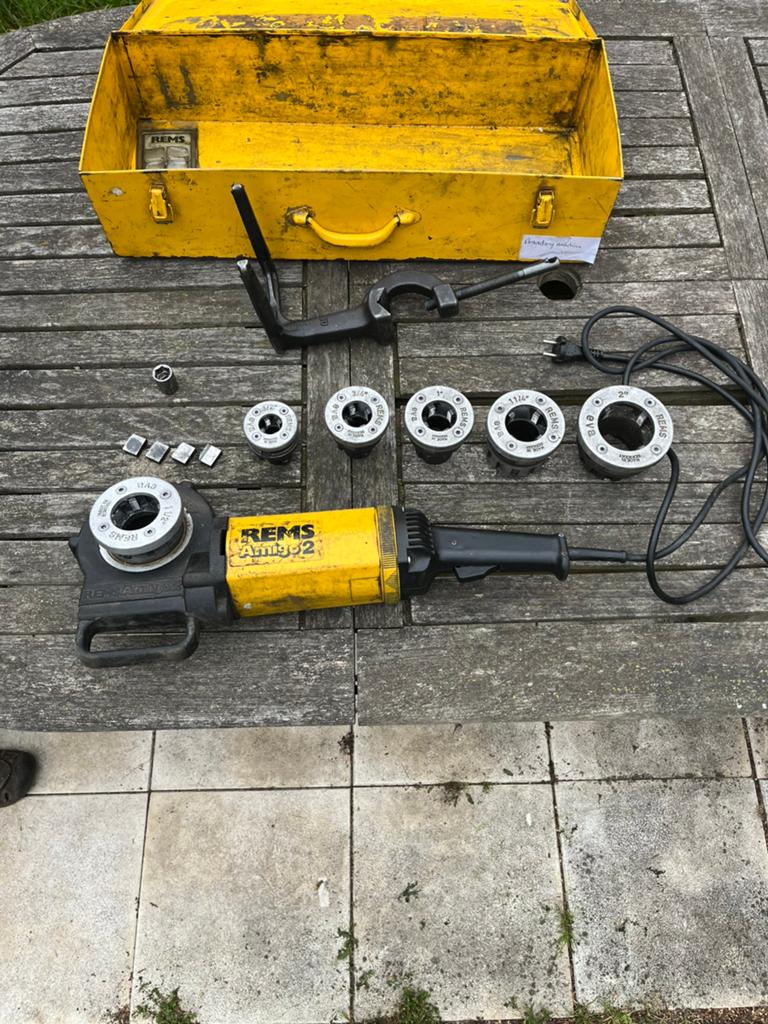 REMS Amigo 2 – elektrische draadsnijmachine pijpdraadsnijden, Bricolage & Construction, Outillage | Autres Machines, Enlèvement ou Envoi