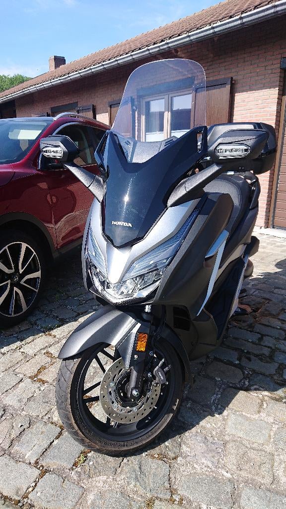 Scooter Honda Forza 300 - année 2020 - 6336 km, Motoren, Scooter, 279 cc, Particulier, 1 cilinder
