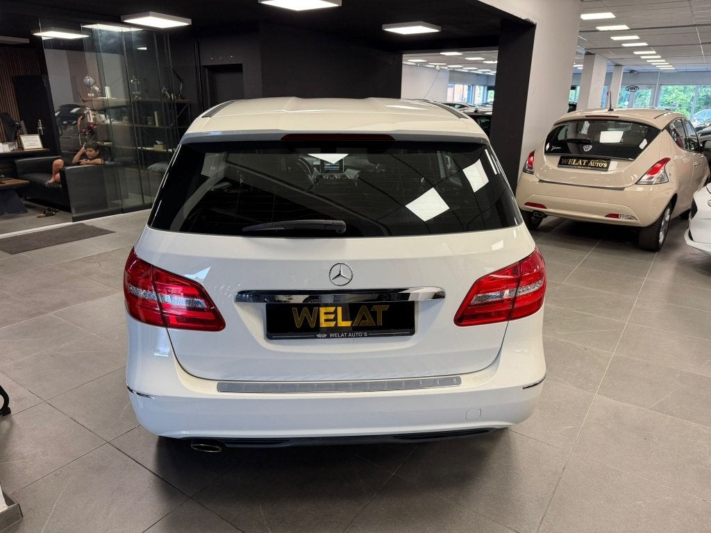MERCEDES B180 2012 BENZINE TOP STAAT, Autos, Mercedes-Benz, Euro 5, Entreprise, Boîte manuelle, Classe B