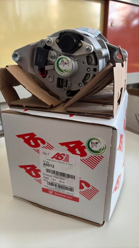 Alternator Dynamo 12V 33A New Unused, Auto-onderdelen, Ophalen of Verzenden