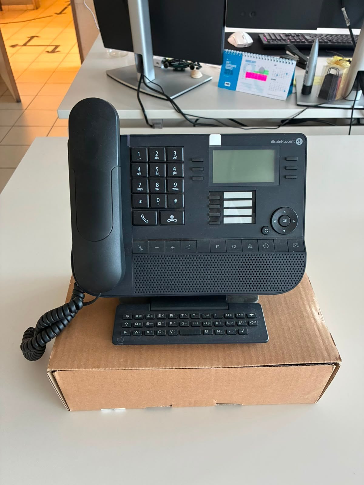 Alcatel Lucent pakket, Ophalen, Nieuw, Telefoon
