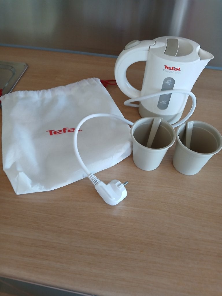 Waterkoker, Elektronische apparatuur, Waterkokers, Ophalen, Zo goed als nieuw