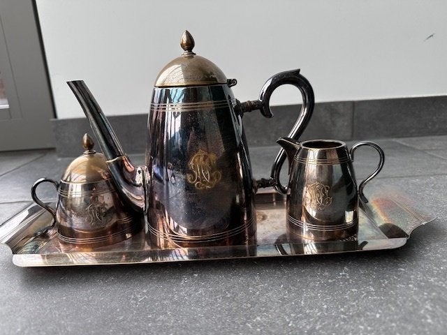 Verzilverd dienblad met koffiepot, melkkan en suikerpot, Antiquités & Art, Antiquités | Argent & Or, Enlèvement ou Envoi, Argent