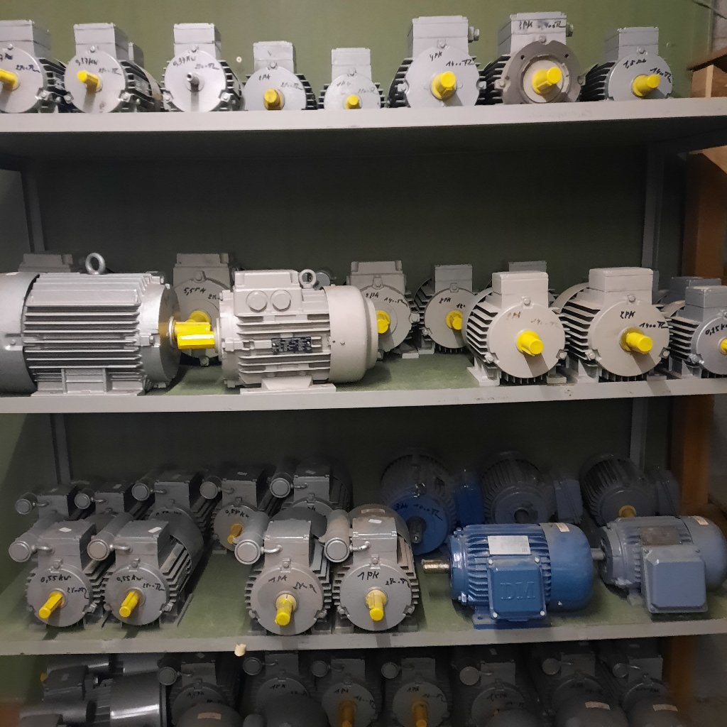 83 nieuwe MEZ-elektromotoren, Ophalen, Nieuw, Elektromotor
