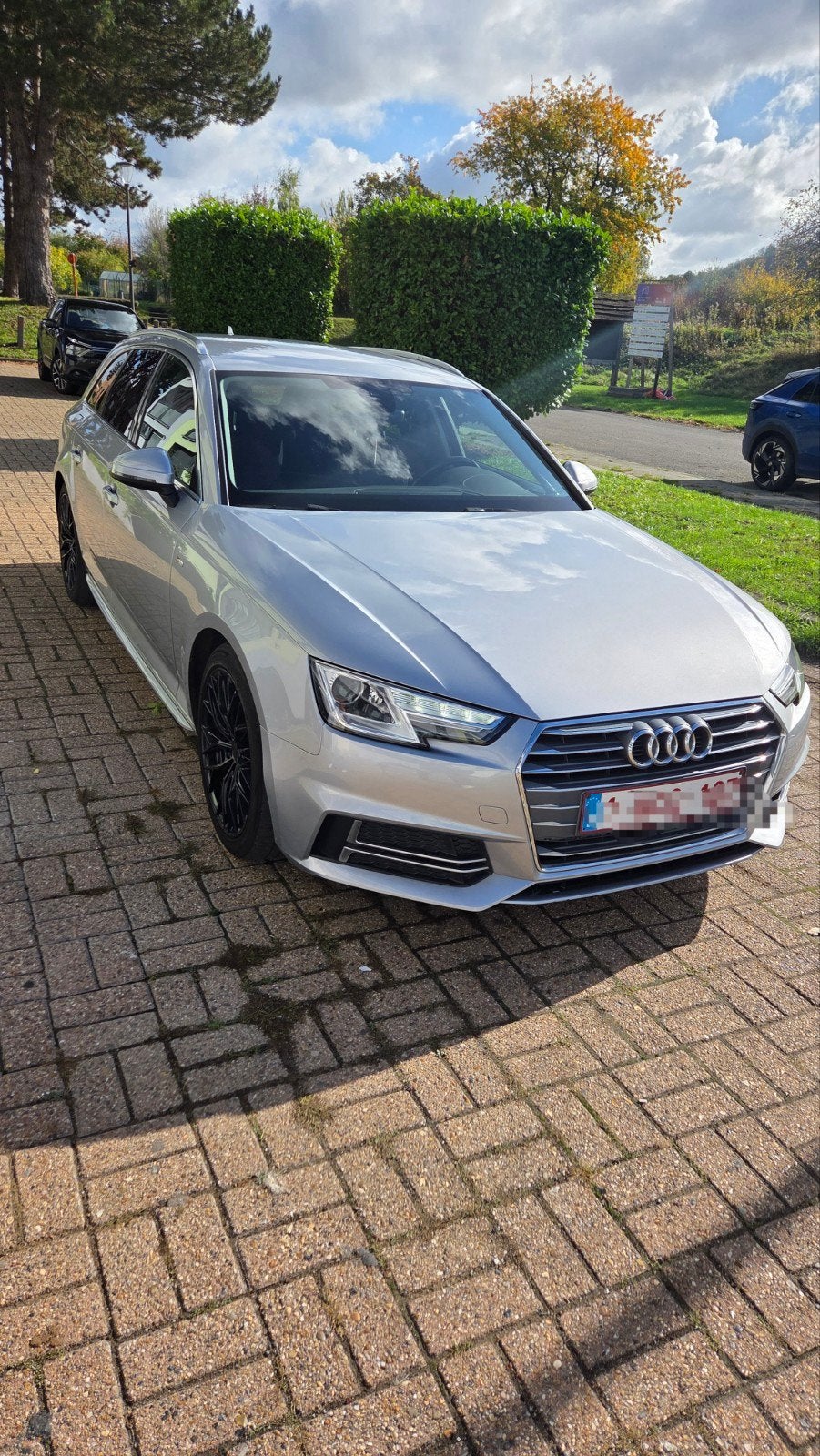 Audi a4 avant 2.0 tdi année 2018, Autos, Argent ou Gris, Achat, A4, 5 portes