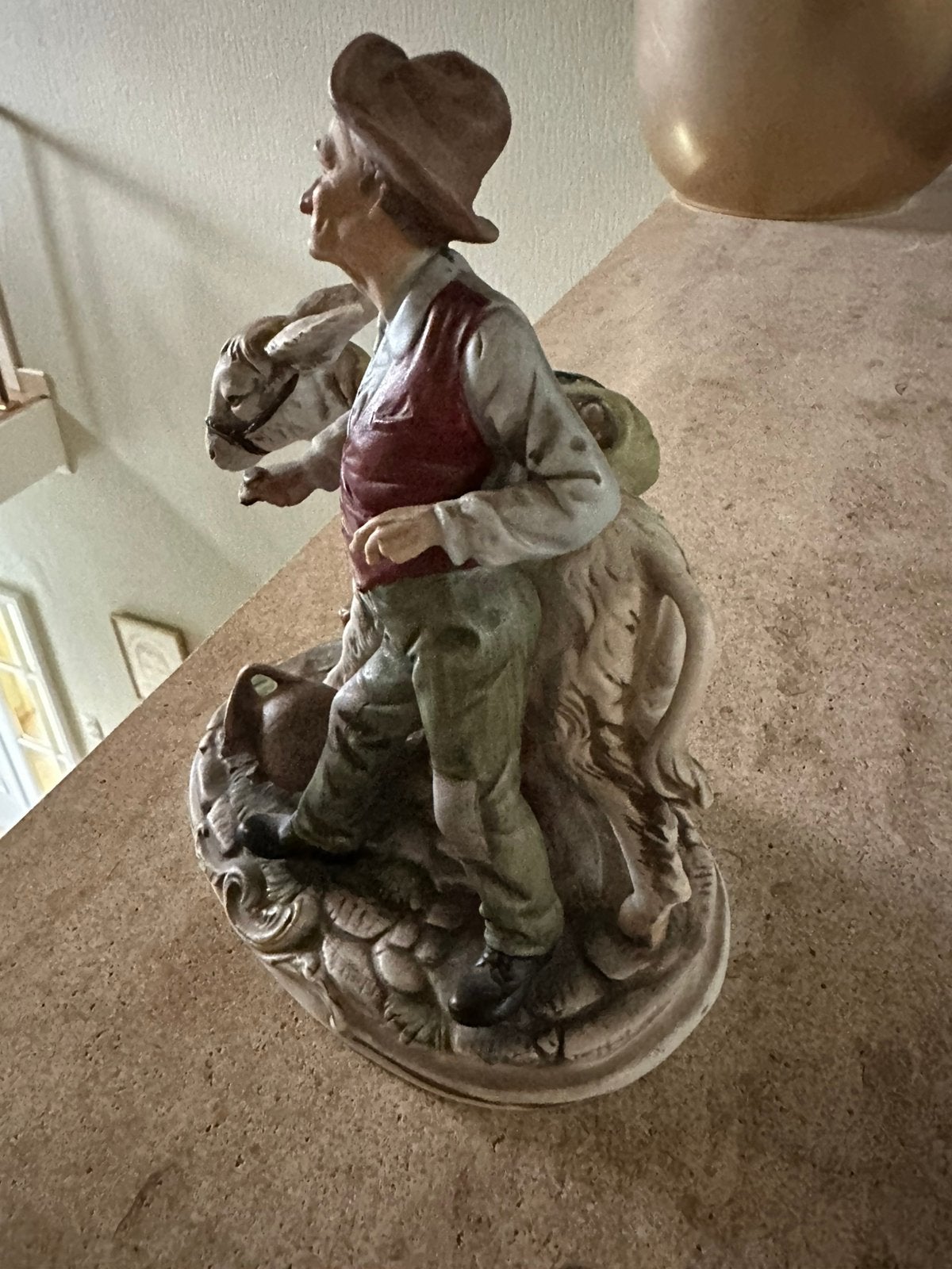 Vintage Italiaans beeldje -Boer met ezel (Capodimonte stijl), Antiek en Kunst, Ophalen