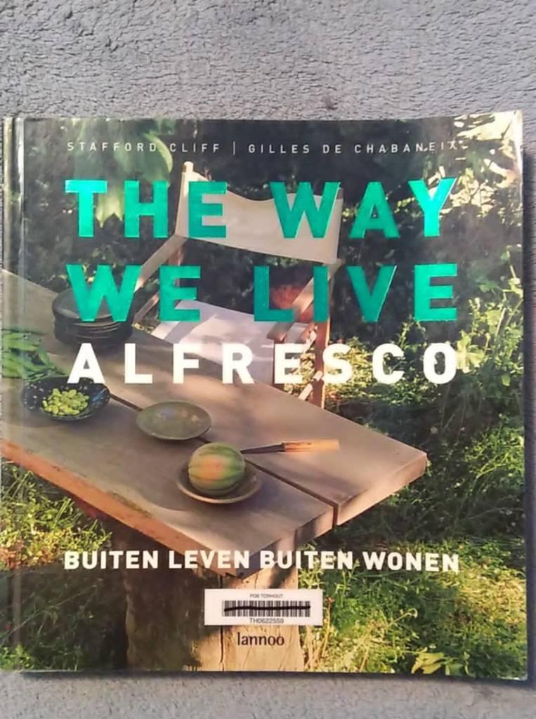the way we live Buiten leven Buiten wonen, Ophalen of Verzenden