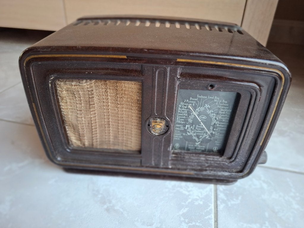 Radio Siera S56U-19 (Philips 208U), Enlèvement