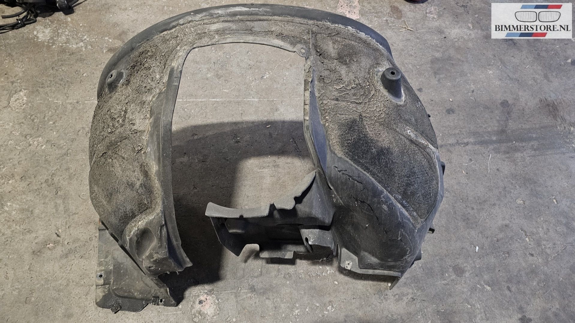 Binnenscherm modderkuip links BMW 5 serie E60 E61 5171703374, -, Origine de la pièce connue, Utilisé, -