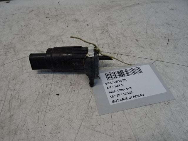 LAVE-GLACE POMPE AVANT Seat Leon (5FB) (1K6955651), Seat Deutschland GmbH, Service@seat.de, Utilisé, Seat
