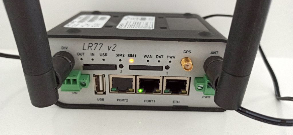 Conel Advantech LR77 Libratum 4G router, Computers en Software, Ophalen of Verzenden, Gebruikt, Router