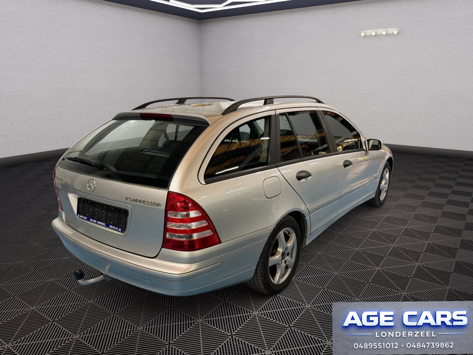 Mercedes c200 Kompressor Automaat, Auto's, Automaat, Stof, 4 cilinders, 5 deurs