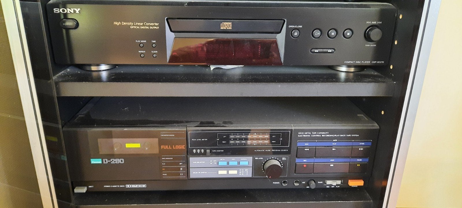 Chaîne hi-fi + Meuble