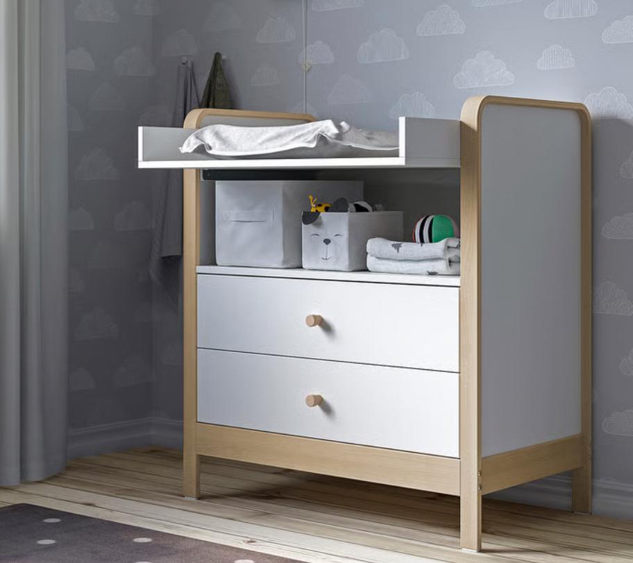 Nouvelle table d'allaitement IKEA ÅLSKVÄRD dans une boîte, Neuf, 105 cm ou plus, Enlèvement, 75 à 100 cm