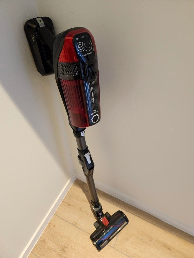 aspirateur balai, Electroménager, Puissance d'aspiration réglable, Réservoir, Aspirateur balai, Enlèvement