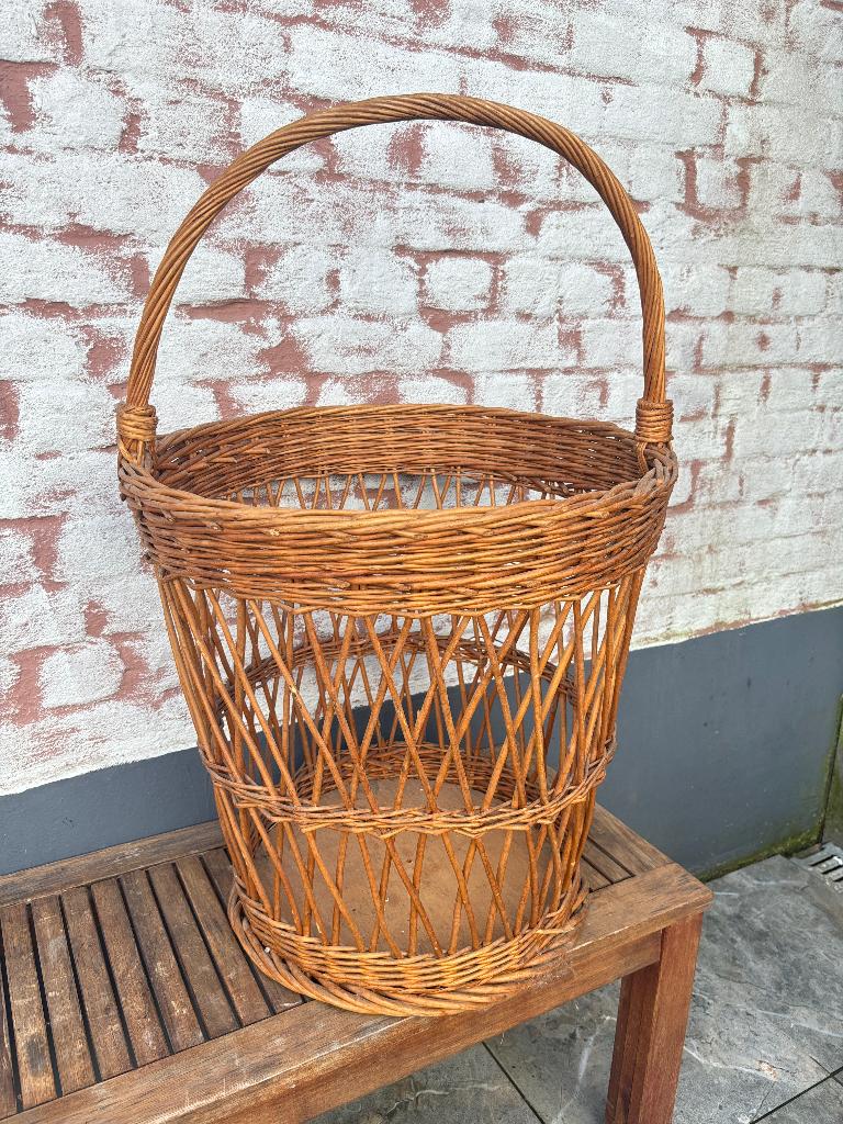 Groot vintage rieten mand, Huis en Inrichting, Ophalen, Mand