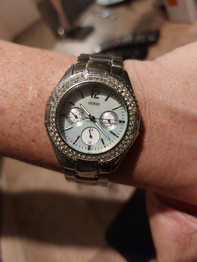 Dames horloge Guess, Bijoux, Sacs & Beauté, Montre-bracelet, Enlèvement ou Envoi, Guess, Acier