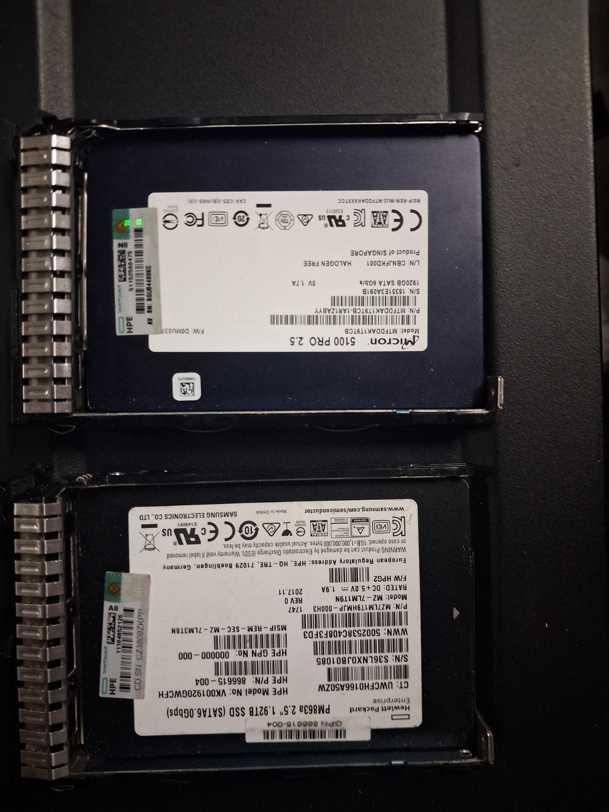 2x 1,92TB SSD met HPE label, Informatique & Logiciels, Disques durs, HPE, Interne, Comme neuf, Enlèvement