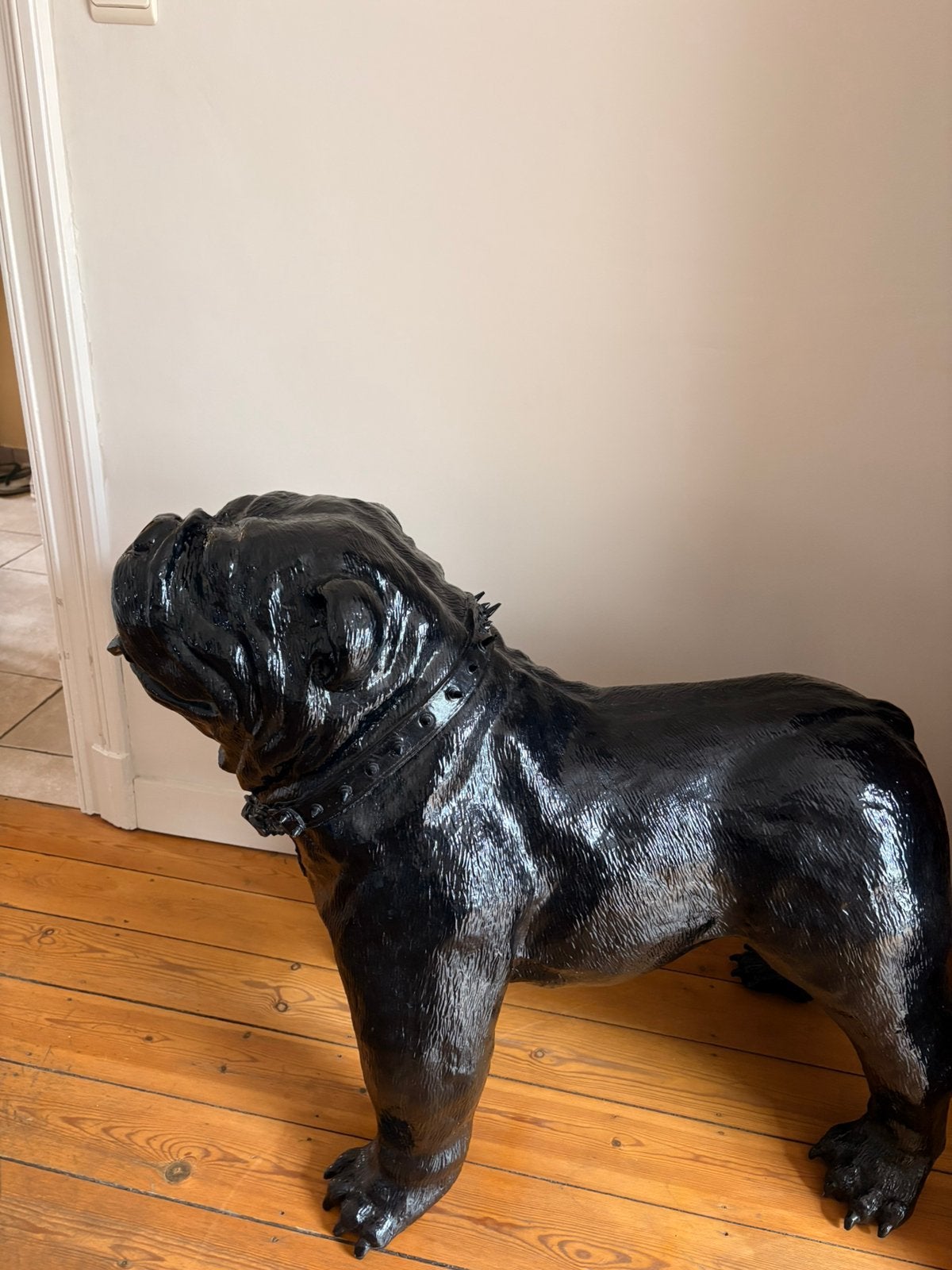 Bulldog en resine, Enlèvement, Comme neuf