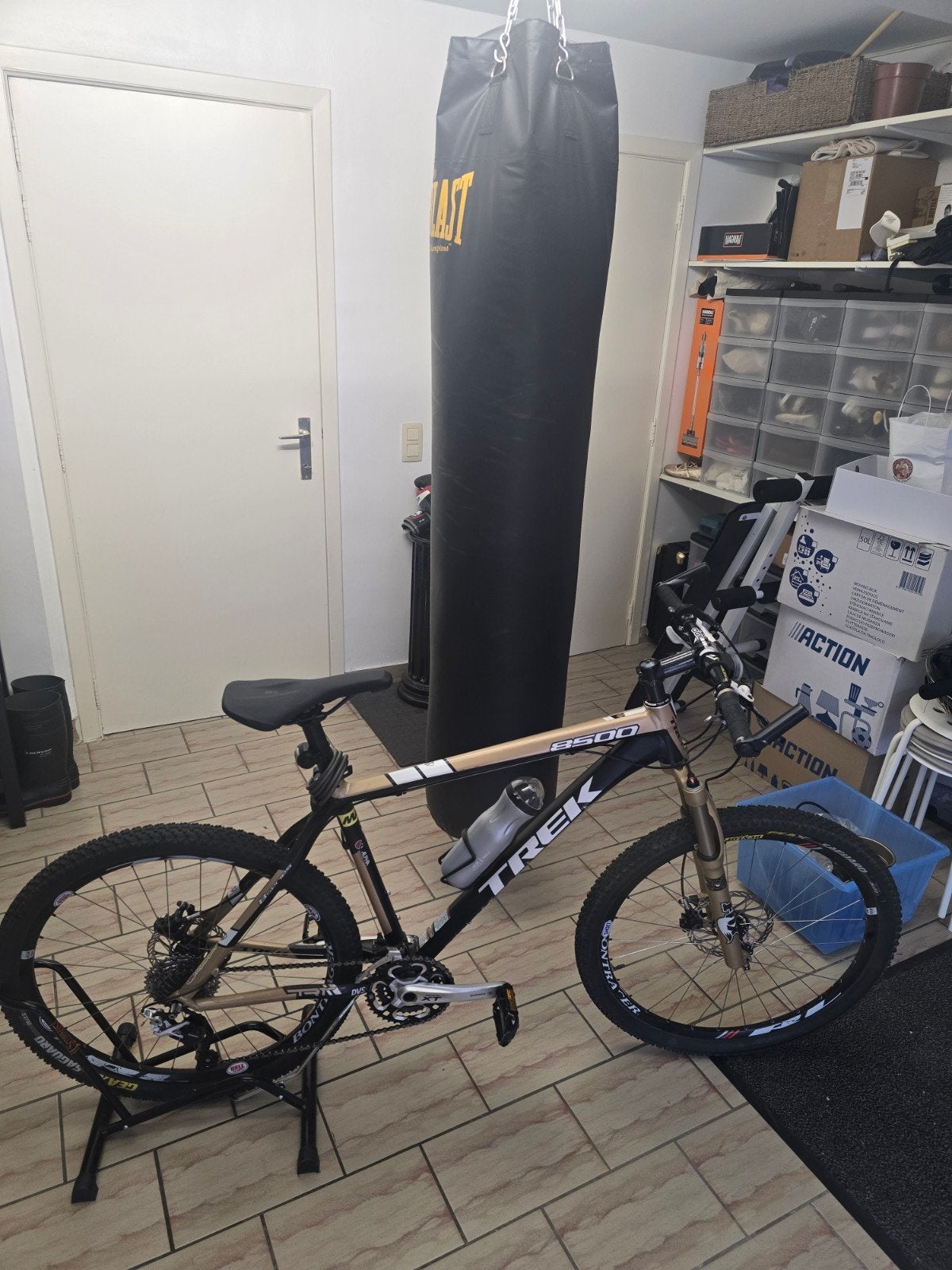 VTT TREK, Vélos & Vélomoteurs, Enlèvement