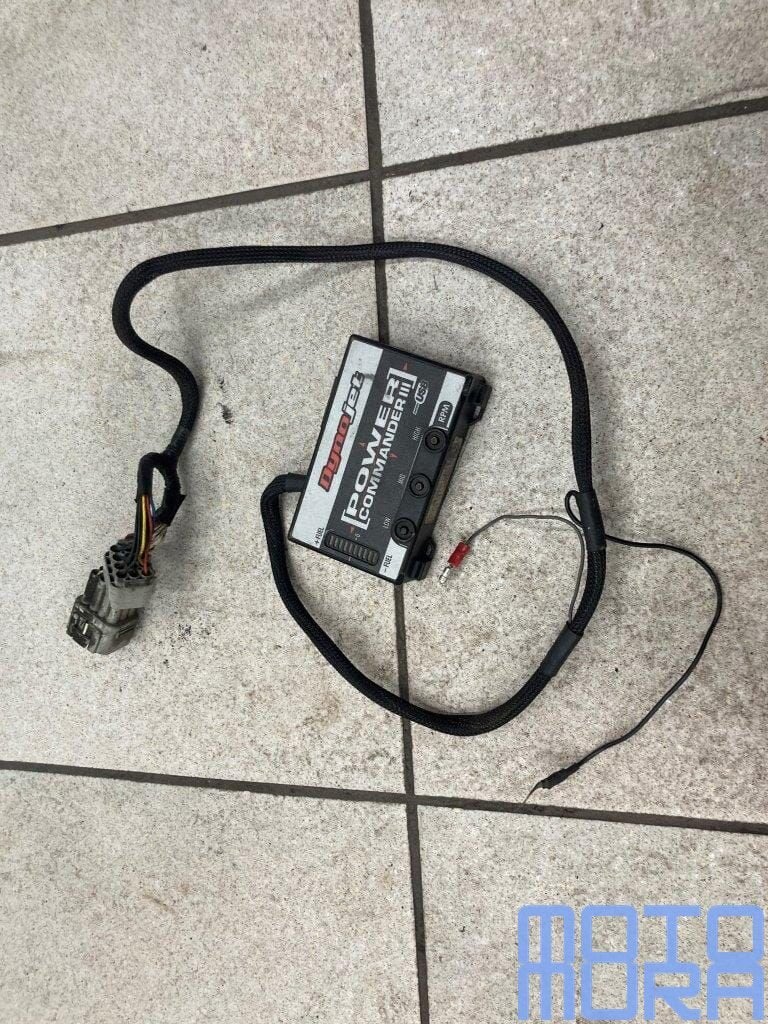 Power Commander 3 pour la Yamaha R1 2007-2008 RN19 Power Com, Motos, -, Utilisé, -, -