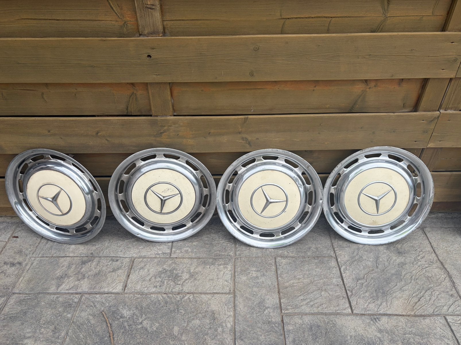 Vend 7enjoliveurs Mercedes w 123 ou 114 ou autres, Enlèvement, Utilisé