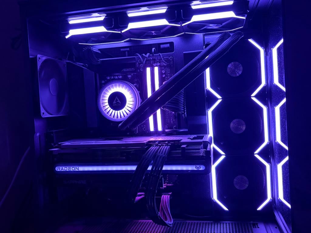 Gaming pc, Ophalen, 32 GB, Zo goed als nieuw, Gaming