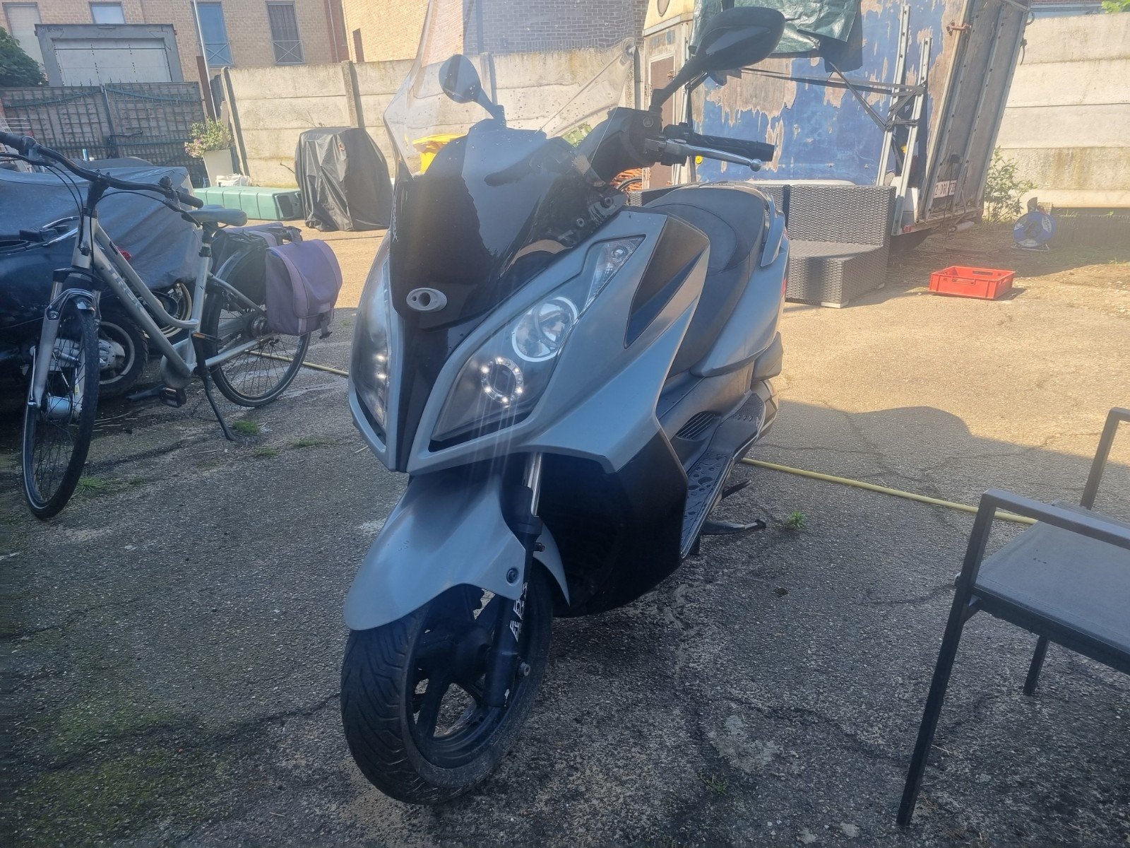 Kymco 125cc met 300i blok, Ophalen