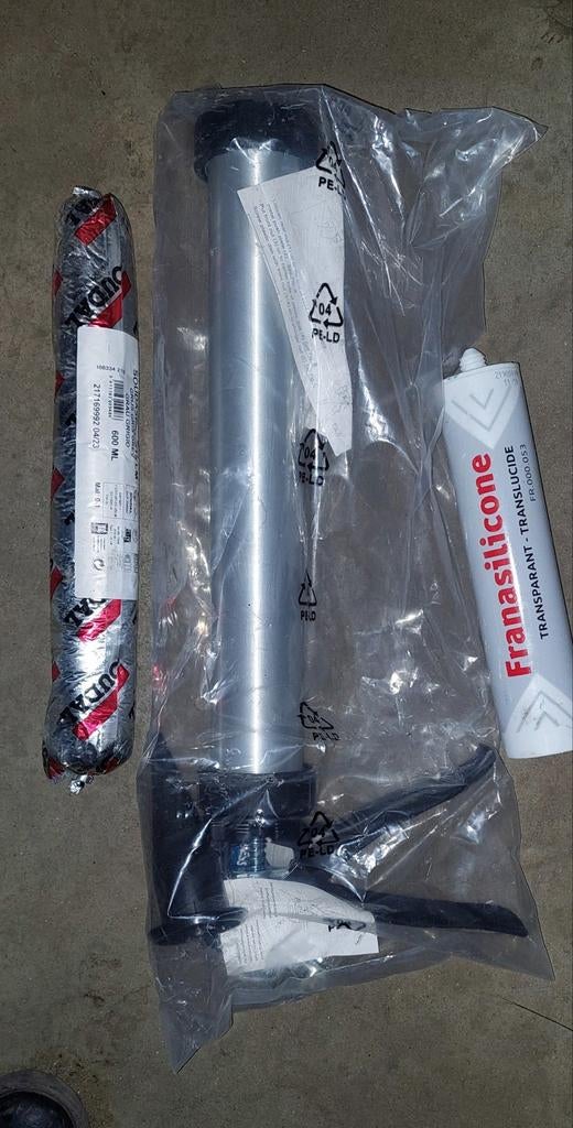 Professionele kitpistool 600ml groot model NIEUW + silicone, Motoren, Ophalen