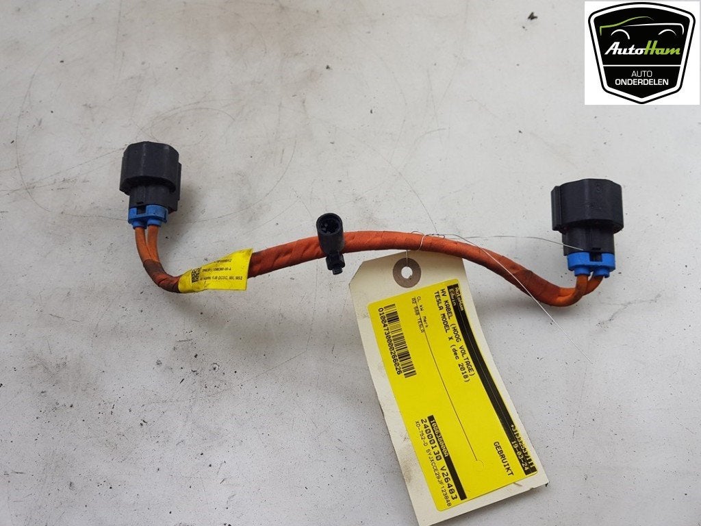 CÂBLE HT (HAUTE TENSION) ABS Tesla Model X (|108638000A|), Germany_Sales@tesla.com, Utilisé, Autres marques automobiles, Ludwig-Prandtl-Straße 27 - 29
12526  Berlin, DE
