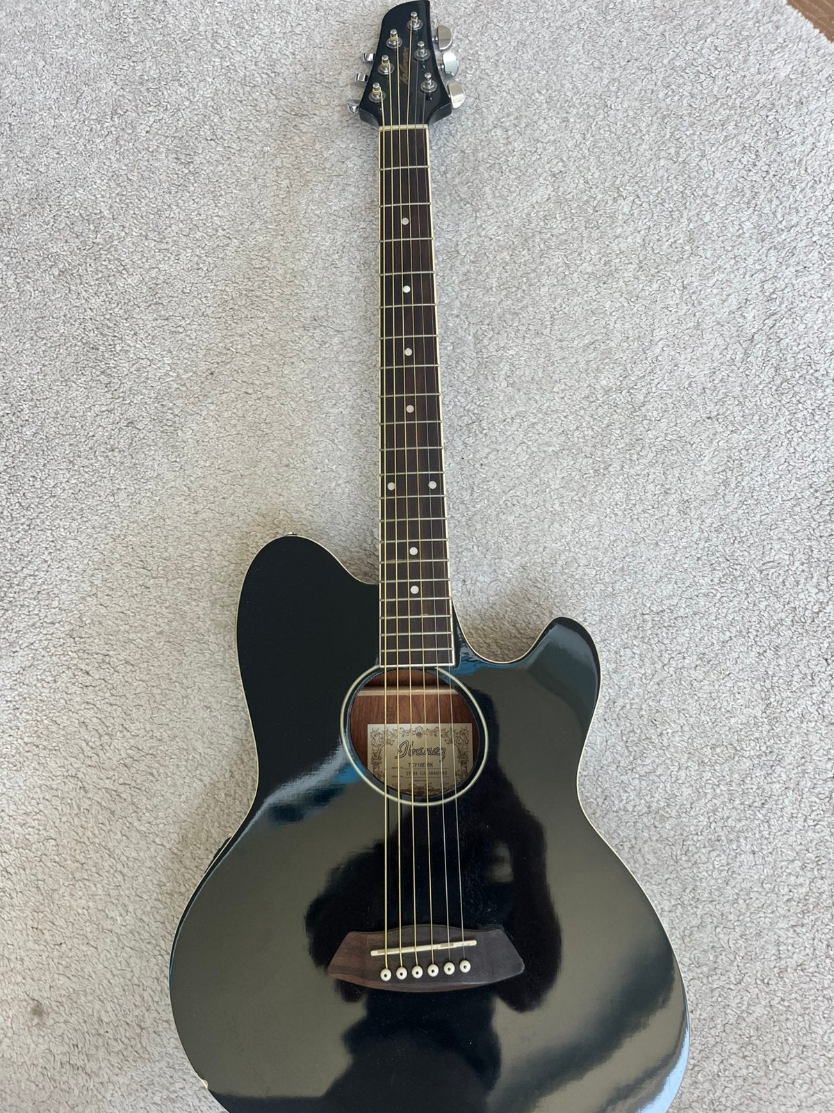 Akoestische gitaar + zak, Ophalen, Zo goed als nieuw